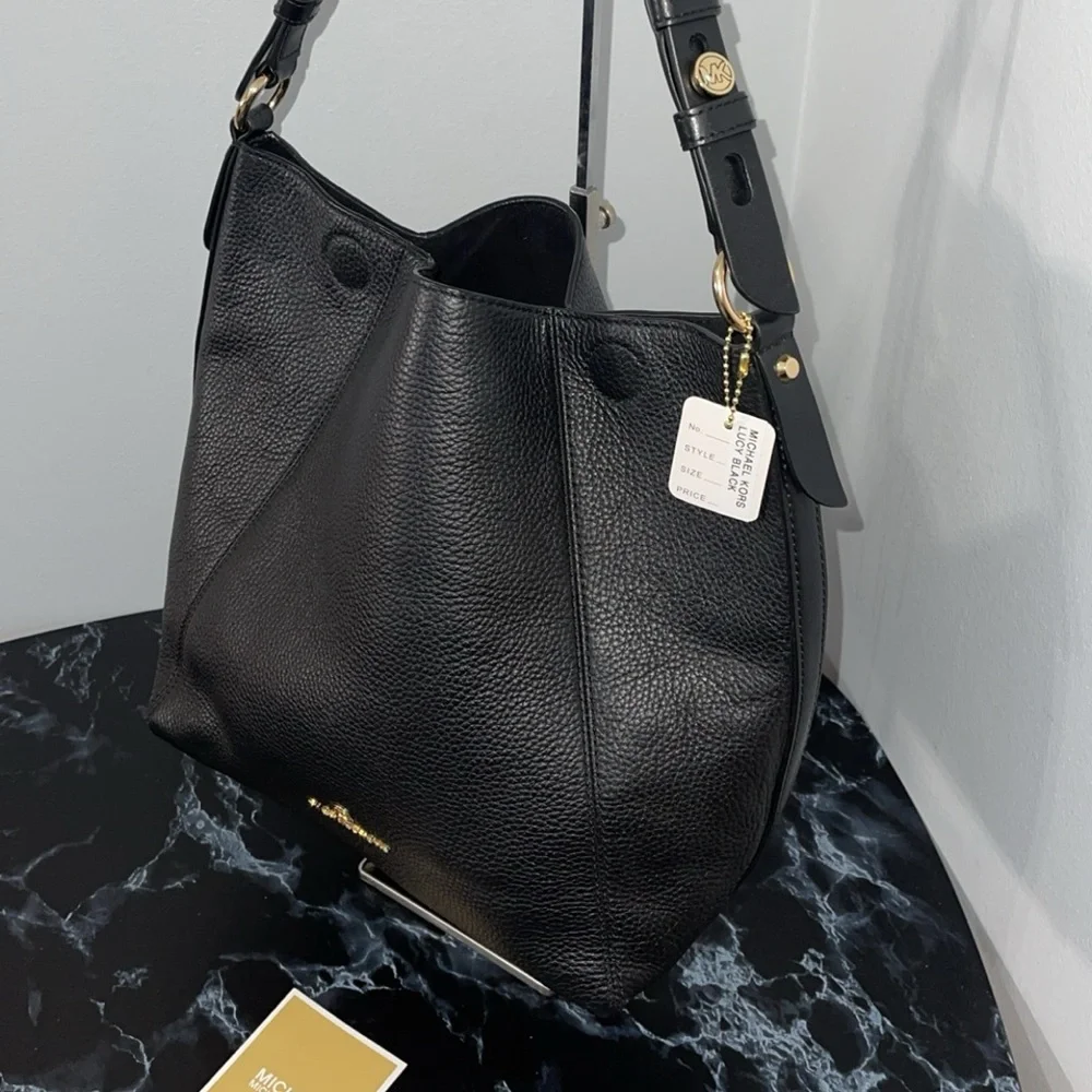 Women’s Handbag MICHAEL KORS Lucy Medium Hobo Shoulder Bag Black AUTHENTIC NEW